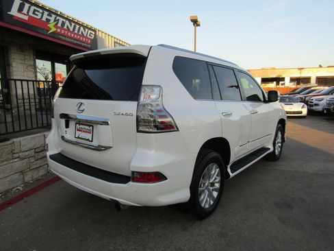 Used 2015 Lexus GX 460 w/ Premium Package image 4
