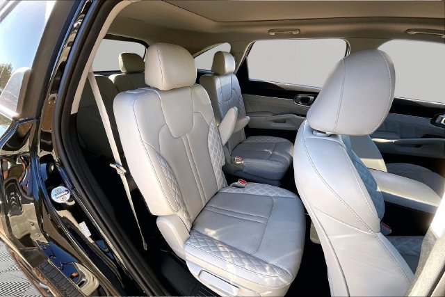 Used 2022 Kia Sorento SX FWD image 17