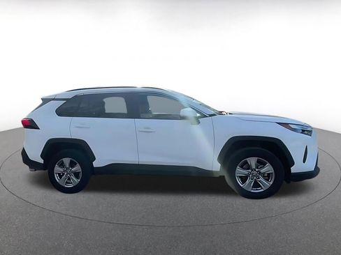 Used 2025 Toyota RAV4 XLE image 16