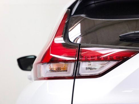 New 2025 Mitsubishi Eclipse Cross SE image 6