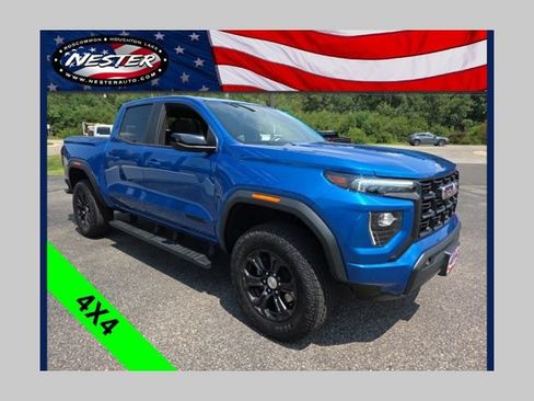 Used 2024 GMC Canyon Elevation w/ Convenience Package AWD/4WD image 1