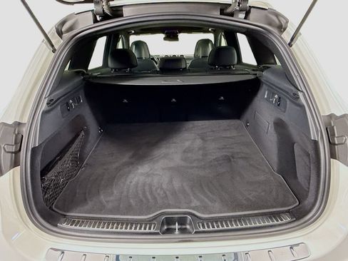 Used 2023 Mercedes-Benz GLC 300 image 28