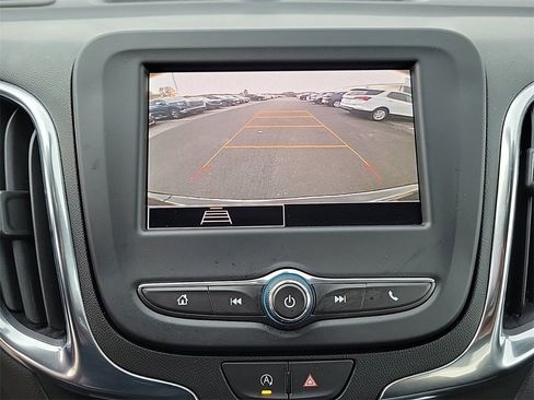 Used 2023 Chevrolet Equinox LT image 26