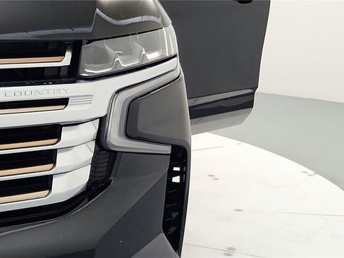 Used 2023 Chevrolet Tahoe High Country AWD/4WD image 47