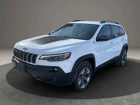 Used 2019 Jeep Cherokee Trailhawk AWD/4WD image 1