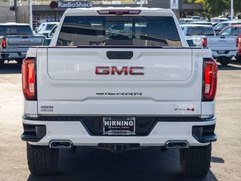 Certified 2025 GMC Sierra 1500 AT4 w/ AT4 Premium Package AWD/4WD image 4