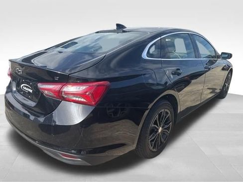 Used 2021 Chevrolet Malibu LT image 10