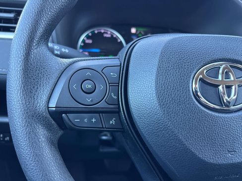 Used 2022 Toyota RAV4 XLE image 14
