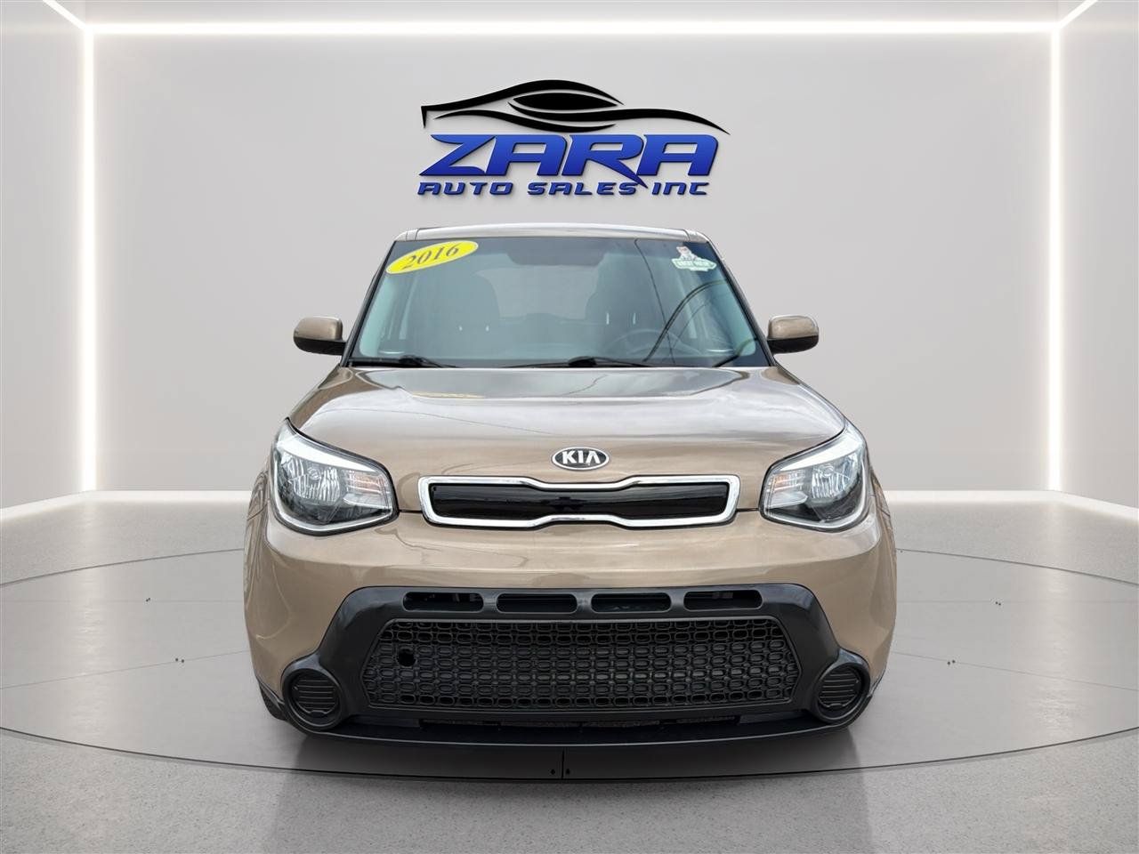 Used 2016 Kia Soul FWD image 2