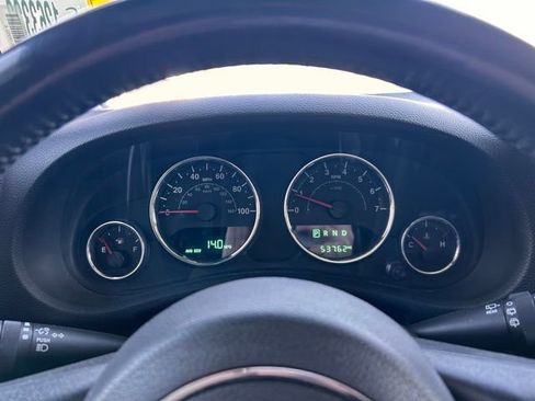 Used 2018 Jeep Wrangler Unlimited Sport S AWD/4WD image 21