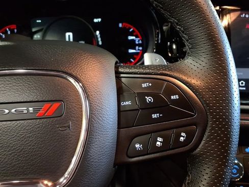 Used 2025 Dodge Durango GT AWD/4WD image 21