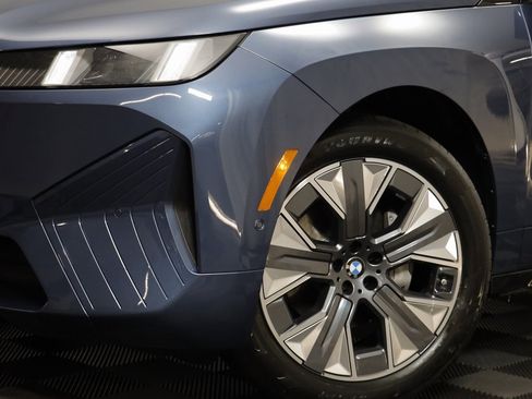 New 2026 BMW iX xDrive45 image 3