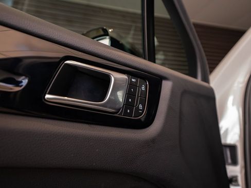 Certified 2023 Porsche Cayenne Coupe AWD/4WD image 20