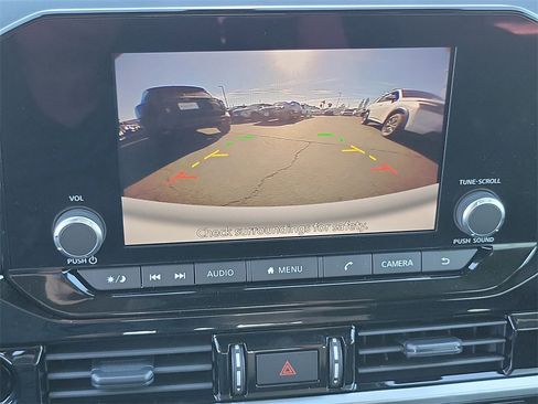 New 2025 Nissan Pathfinder SV w/ Black Appearance Package image 8