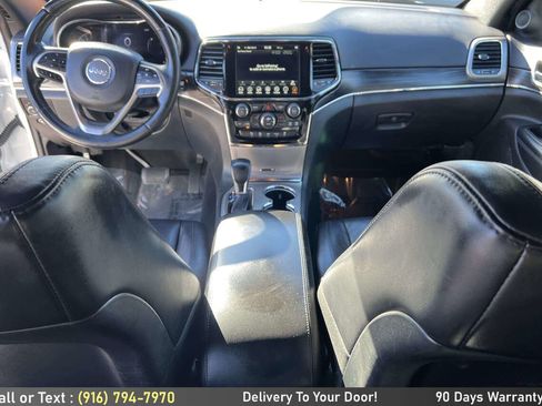 Used 2019 Jeep Grand Cherokee Limited image 13