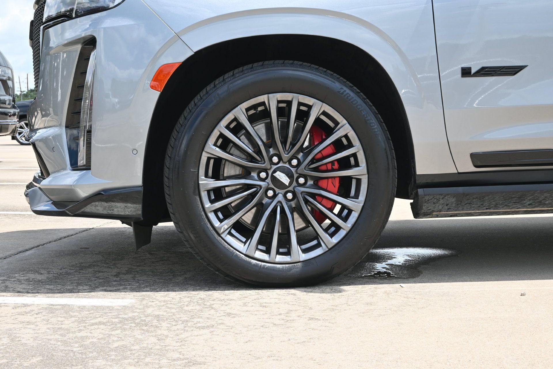 Certified 2023 Cadillac Escalade V AWD/4WD image 29