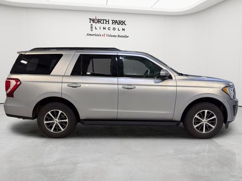 Used 2021 Ford Expedition XLT RWD image 6
