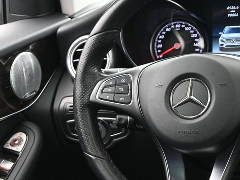 Used 2017 Mercedes-Benz GLC 300 4MATIC image 18