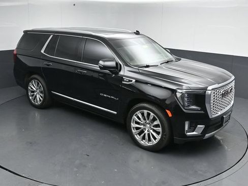 Used 2024 GMC Yukon Denali w/ Advanced Technology Package AWD/4WD image 46