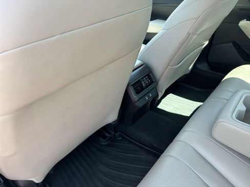 Used 2023 Honda Accord EX-L image 24
