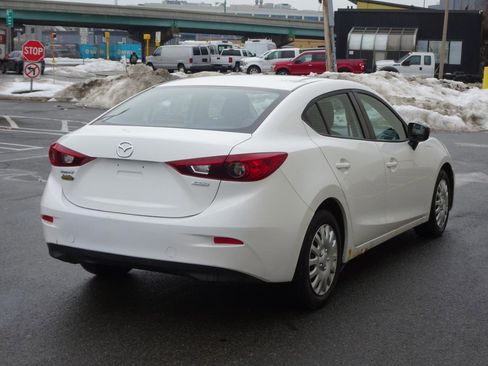 Used 2014 MAZDA MAZDA3 i SV image 7