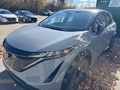 New 2025 Nissan Ariya Platinum