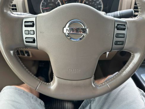 Used 2008 Nissan Titan SE RWD image 11