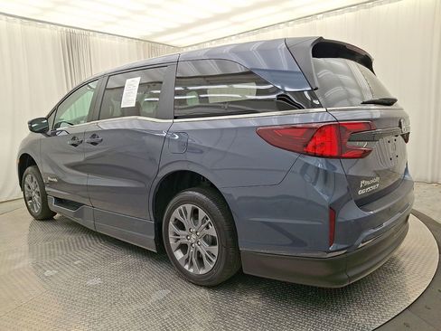 Used 2026 Honda Odyssey Touring image 25