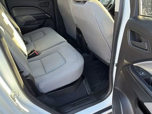 Used 2020 GMC Canyon 2WD Crew Cab w/ Convenience Package image 18