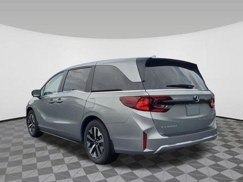 New 2026 Honda Odyssey EX-L image 3