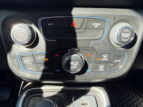 Used 2021 Jeep Compass Sport w/ Cold Weather Group image 23