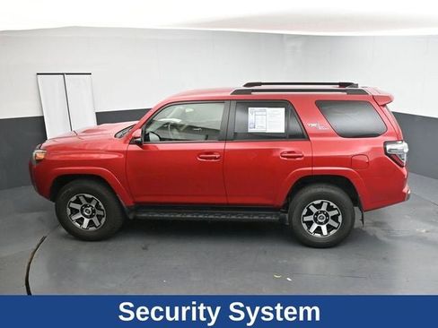 Used 2024 Toyota 4Runner TRD Off-Road Premium AWD/4WD image 23