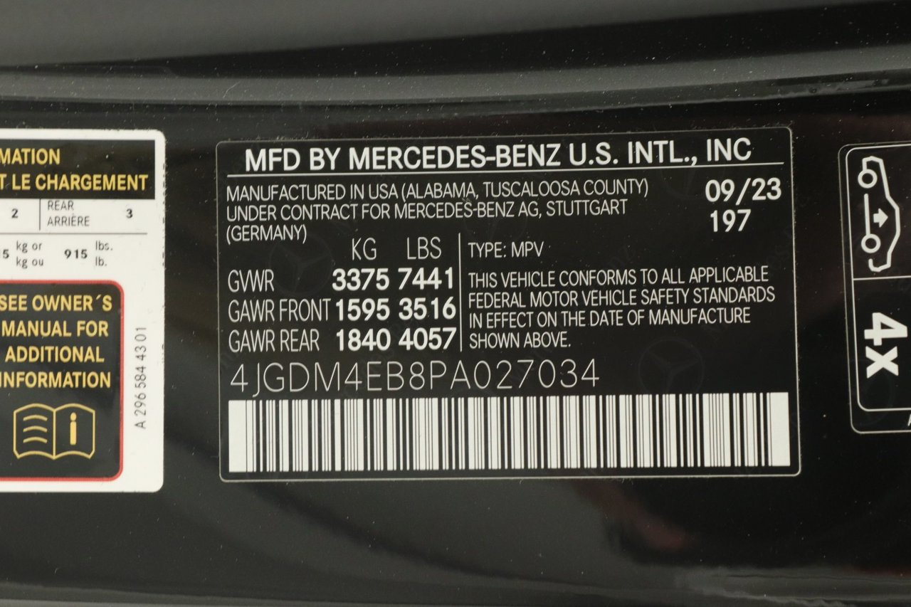 Used 2023 Mercedes-Benz EQS 580 4MATIC SUV image 16