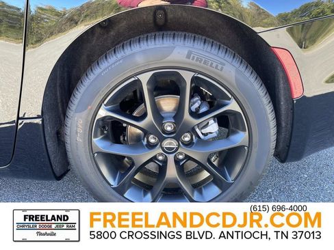 New 2026 Chrysler Pacifica Limited w/ S Appearance Package image 11