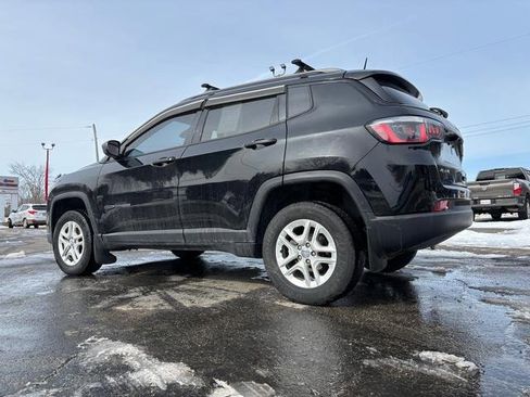 Used 2018 Jeep Compass Sport w/ Cold Weather Group image 5
