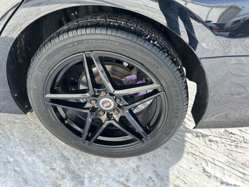 Used 2019 Toyota Camry L image 49