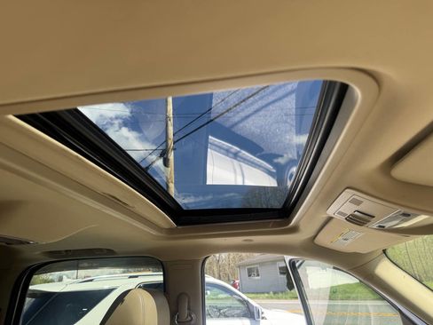 Used 2010 Chevrolet Tahoe LTZ image 23