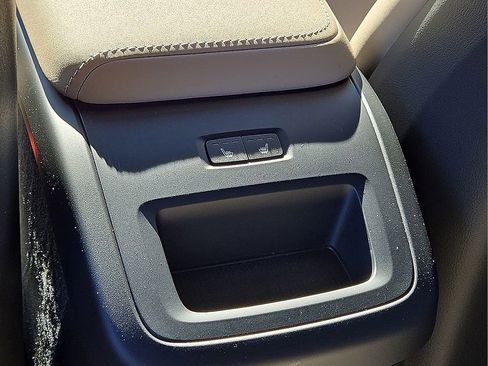 New 2026 Volvo XC60 B5 Plus w/ Protection Package Premier image 16