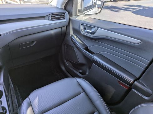 Certified 2022 Ford Escape SEL w/ Technology Package image 20