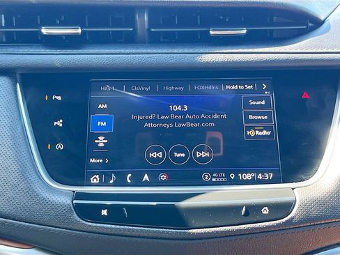 Used 2024 Cadillac XT5 Premium Luxury w/ Technology Package FWD image 15