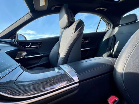 Used 2023 Mercedes-Benz C 300 4MATIC Sedan image 15