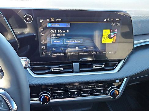 New 2026 Chevrolet Equinox LT w/ Convenience Package II image 17