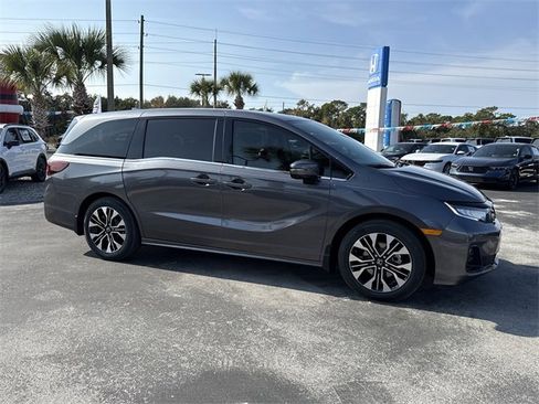 New 2026 Honda Odyssey Elite image 4