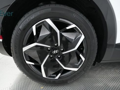 Used 2024 Hyundai Ioniq 5 SEL RWD image 19
