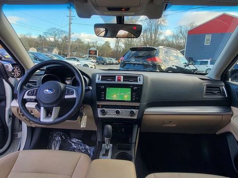 Used 2017 Subaru Legacy 2.5i Premium image 15