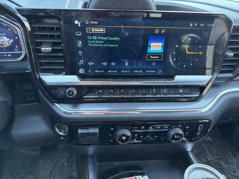 Used 2023 Chevrolet Silverado 1500 High Country w/ Z71 Off-Road Package image 10