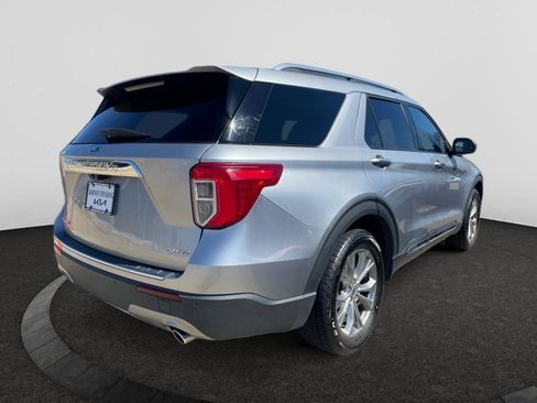 Used 2022 Ford Explorer Limited image 4