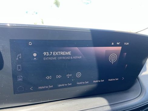Used 2024 Buick Encore GX Sport Touring FWD image 13