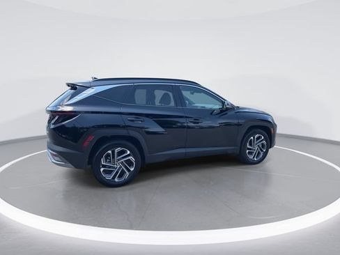 Used 2025 Hyundai Tucson Limited AWD/4WD image 8