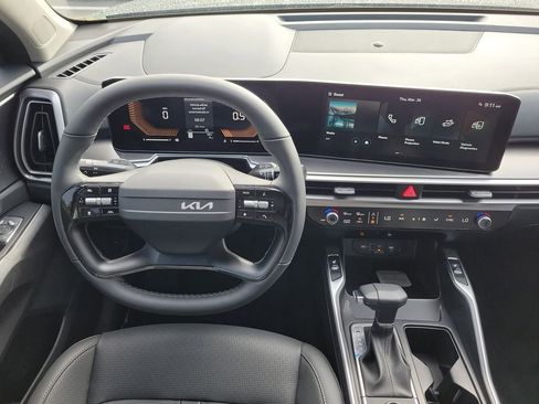 New 2026 Kia Sorento S image 18